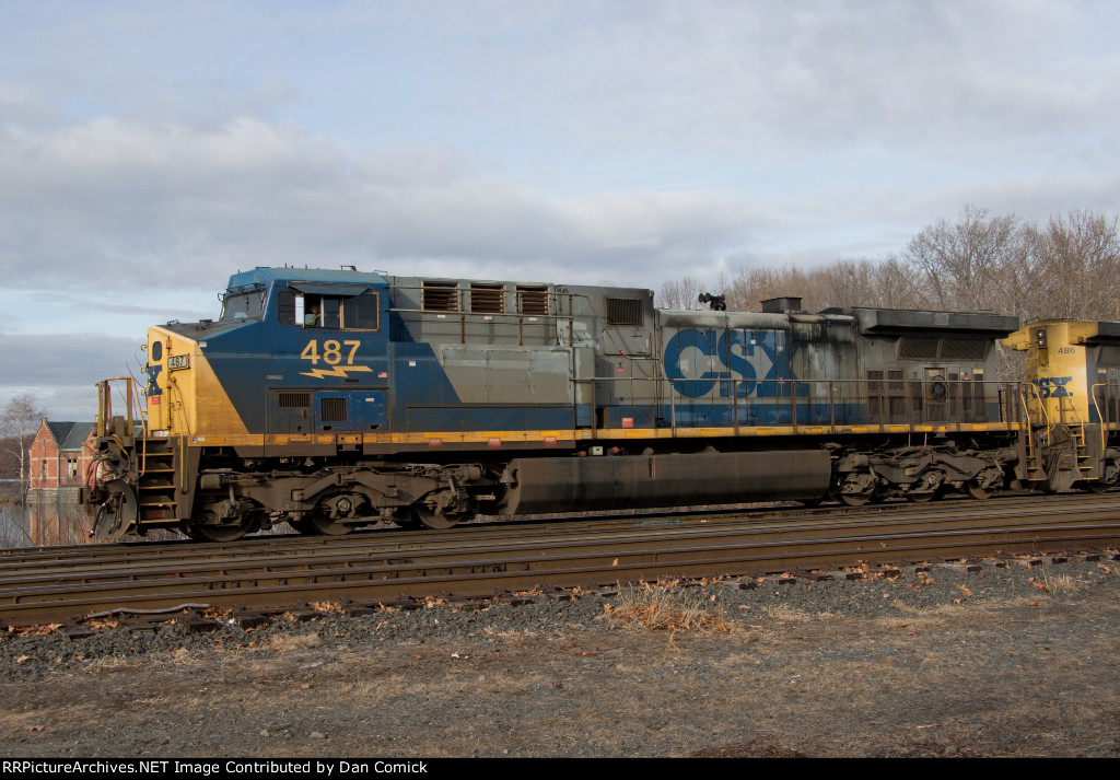 CSXT 487